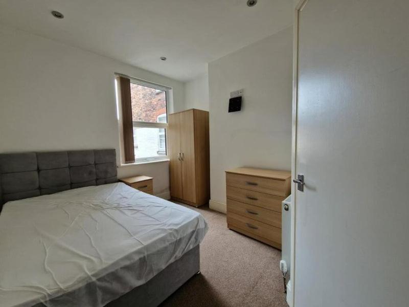 Town Centre, Very Convenient Newcastle-under-Lyme Εξωτερικό φωτογραφία